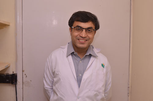 Dr Srinjoy Saha
